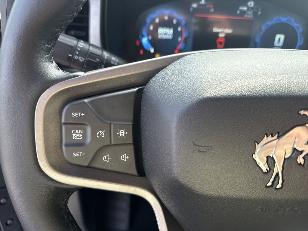 Used 2025 Ford Bronco Big Bend image 24