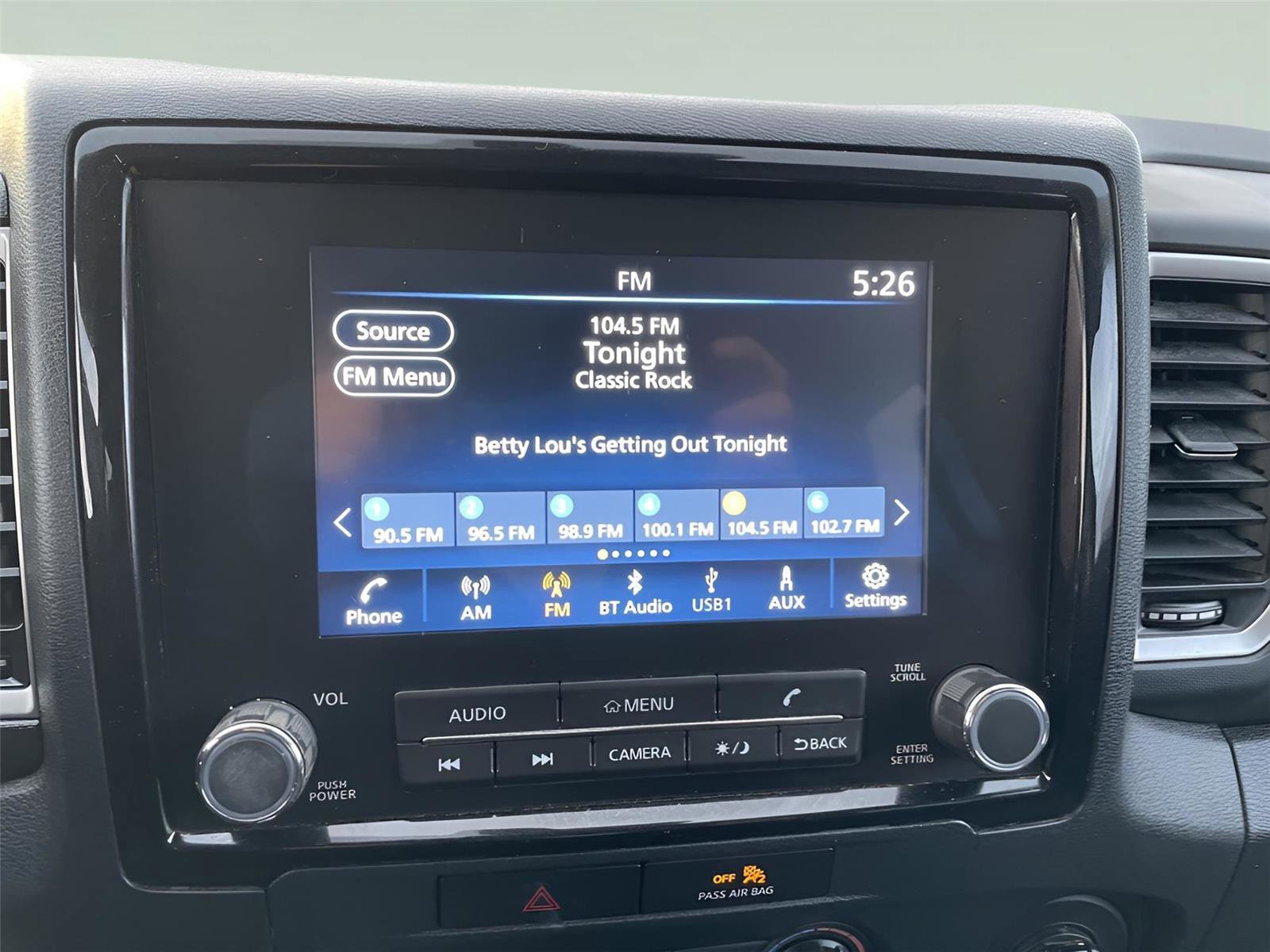 Used 2022 Nissan Frontier SV w/ Technology Package image 27