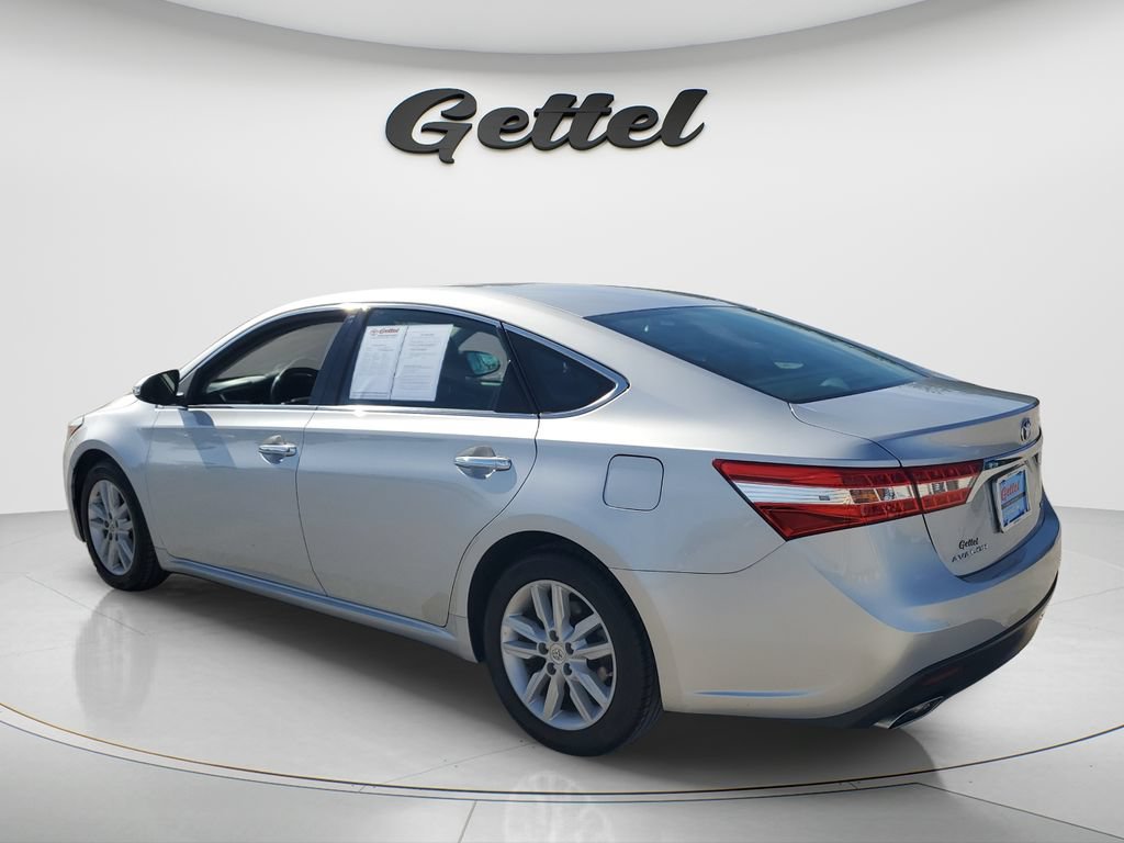 Used 2014 Toyota Avalon XLE FWD image 7