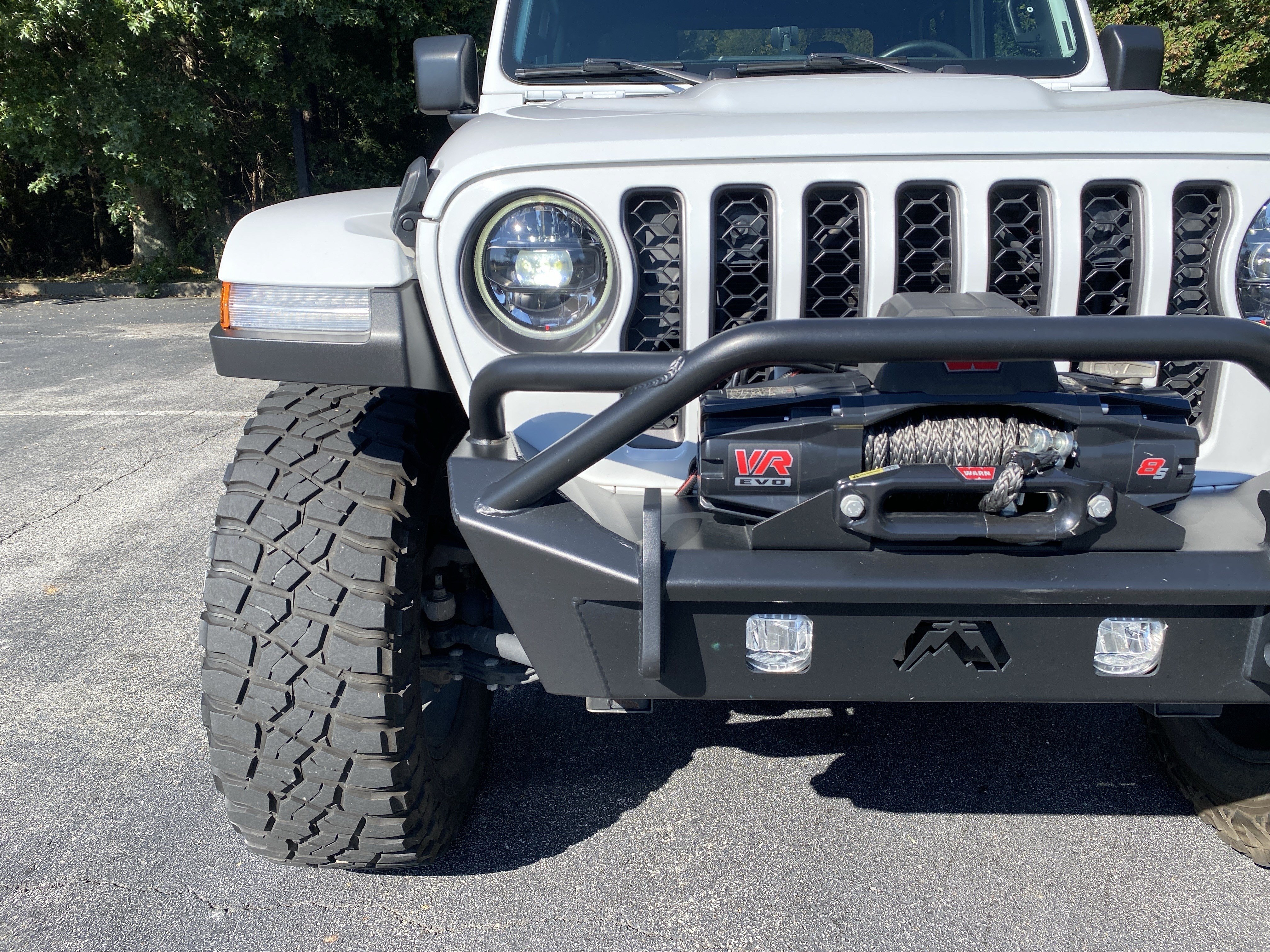 Used 2023 Jeep Gladiator Rubicon w/ LED Lighting Group AWD/4WD image 14