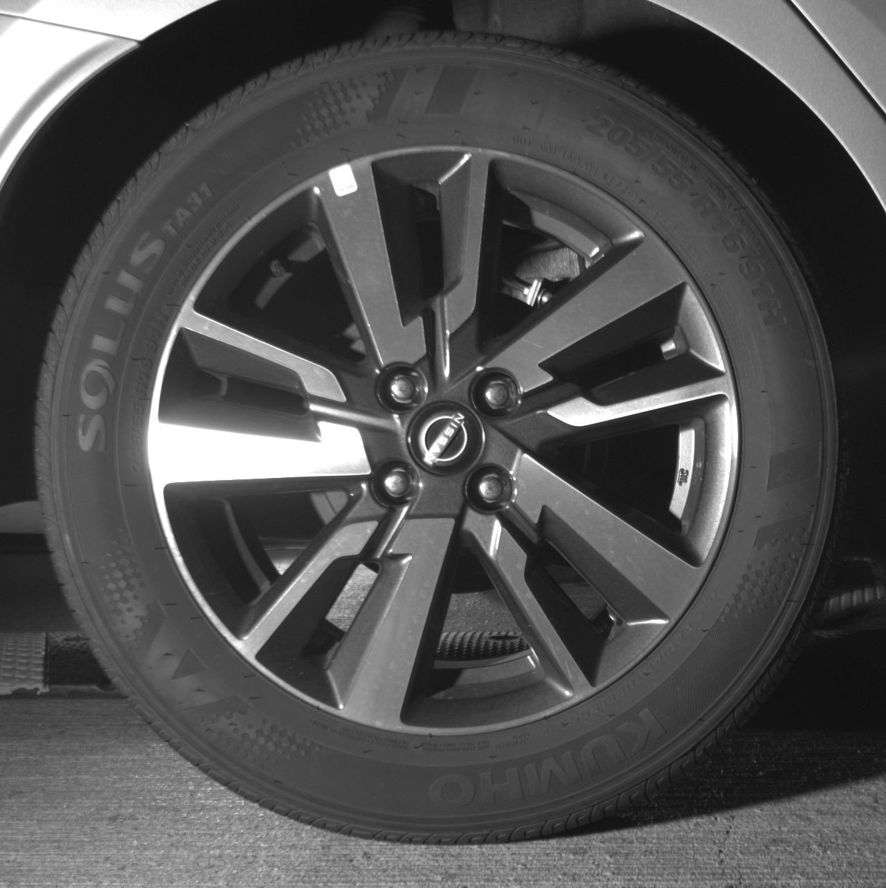 Used 2025 Nissan Versa SV image 15