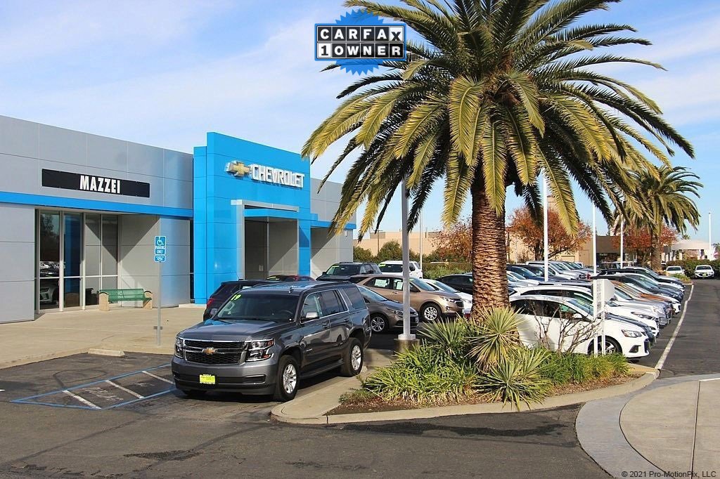 Used 2025 Chevrolet Suburban RST image 49