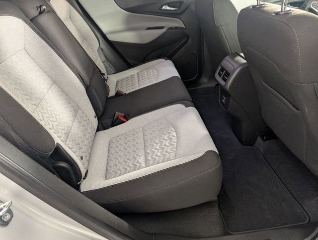 Used 2022 Chevrolet Equinox LS image 30