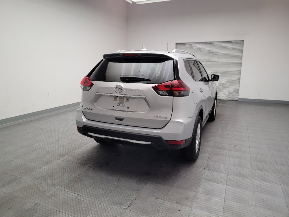 Used 2020 Nissan Rogue SV AWD/4WD image 7