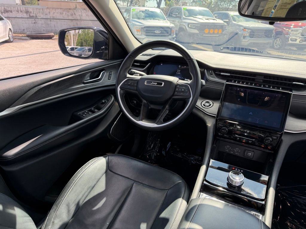 Certified 2022 Jeep Grand Cherokee Limited w/ Trailer Tow Prep Group (B) image 37