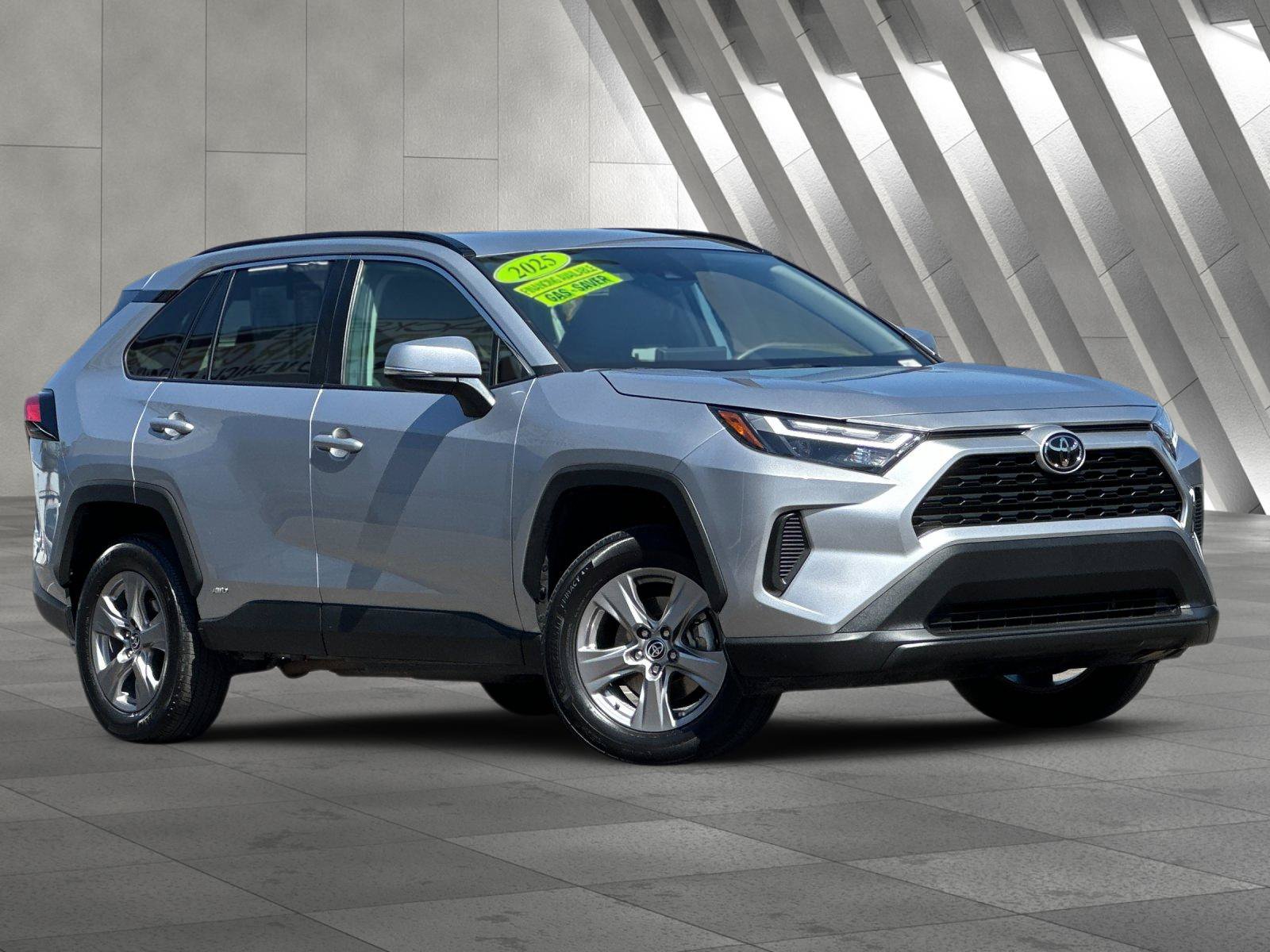 Used 2025 Toyota RAV4 XLE