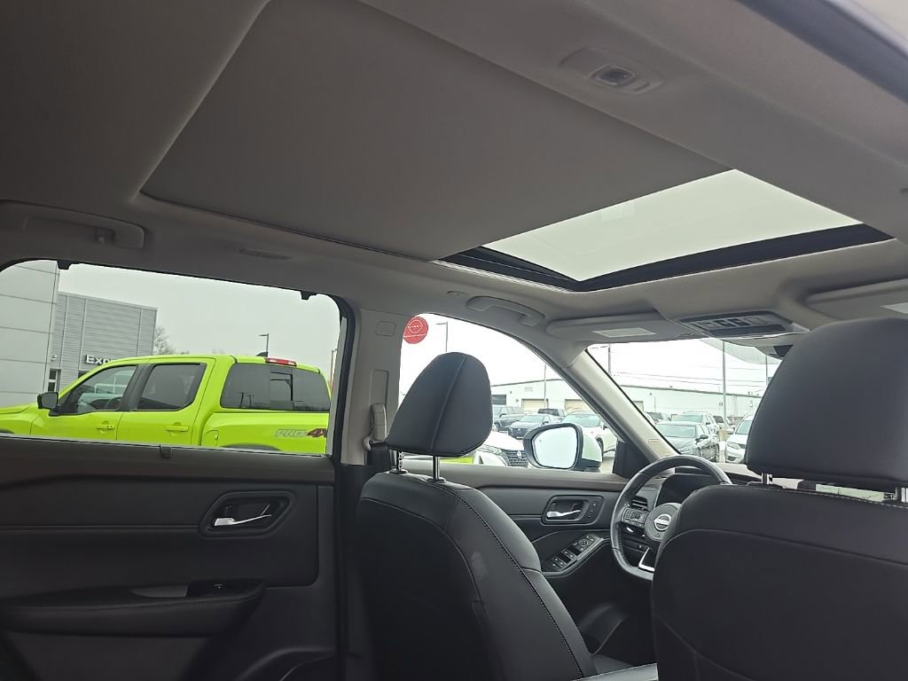 Certified 2023 Nissan Rogue SL w/ SL Premium Package image 34