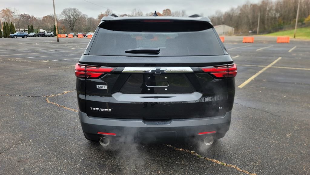 Used 2023 Chevrolet Traverse LT w/ LT Premium Package image 10