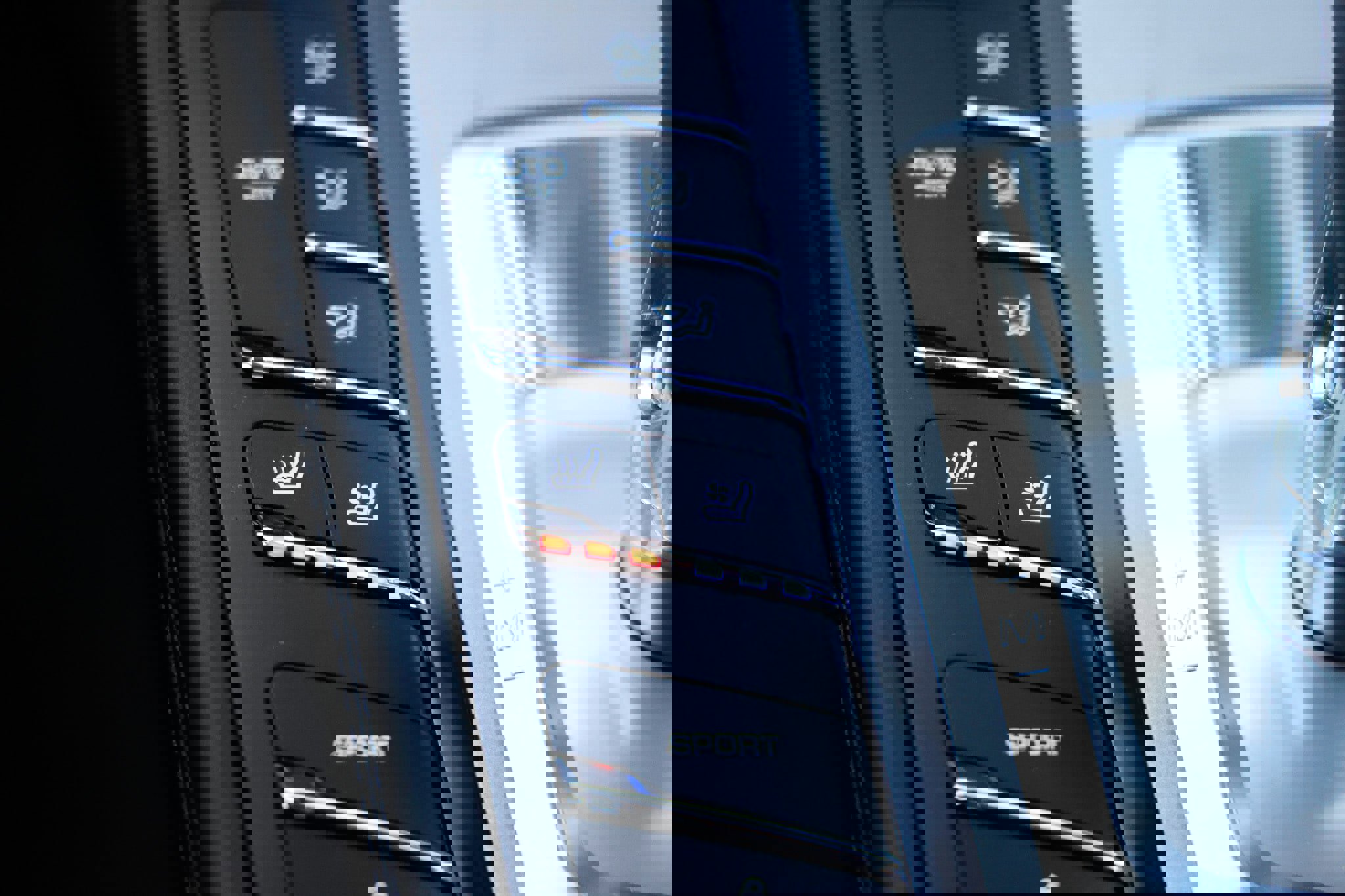 Used 2016 Porsche Panamera S image 41