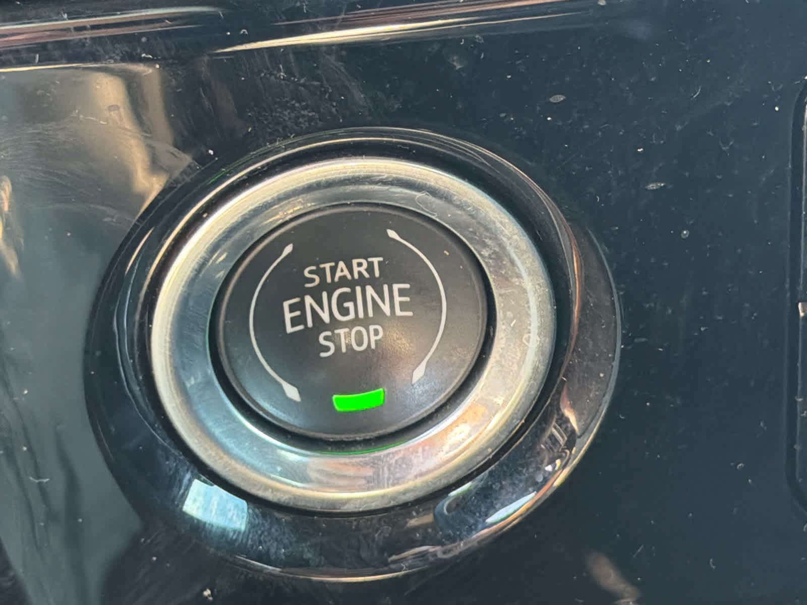 Used 2023 Chevrolet Silverado 1500 RST AWD/4WD image 16