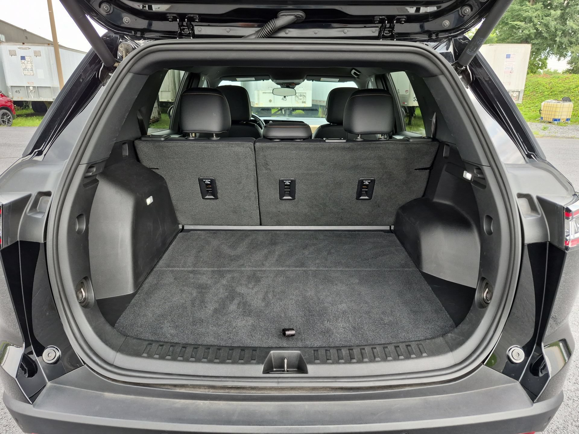 Certified 2025 Chevrolet Equinox ACTIV AWD/4WD image 26