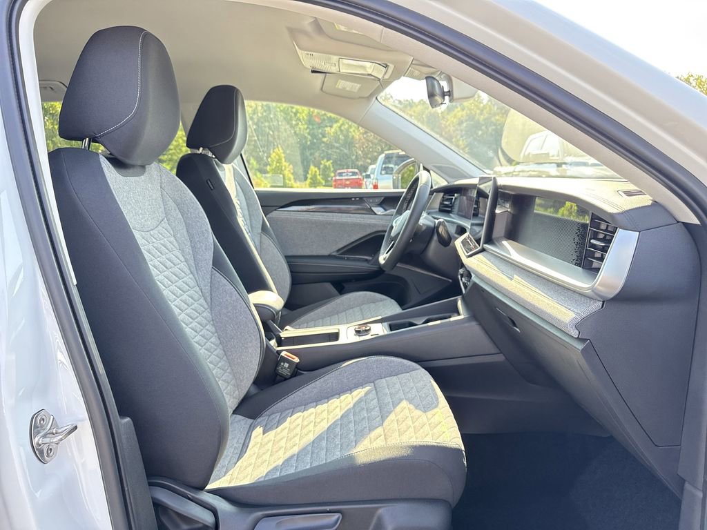 New 2025 Volkswagen Tiguan S image 19