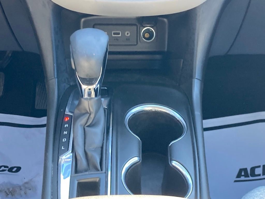 Used 2023 Chevrolet Equinox LS w/ LS Convenience Package image 18