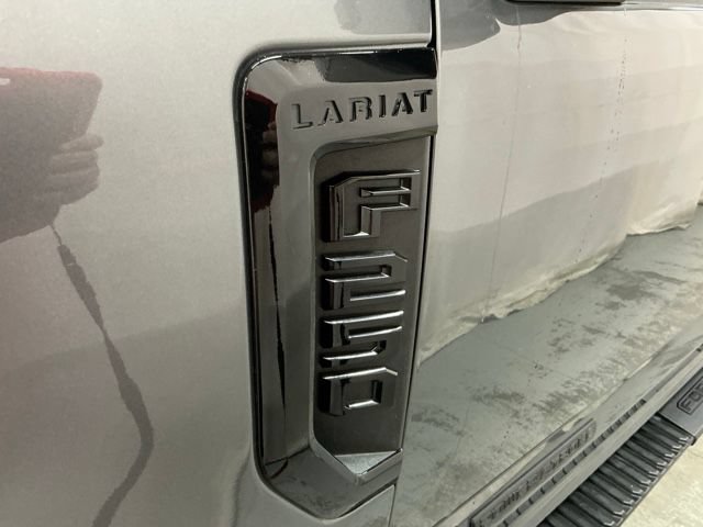 Used 2022 Ford F250 Lariat w/ Lariat Ultimate Package AWD/4WD image 10