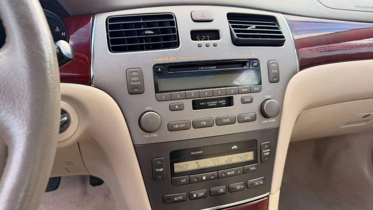 Used 2002 Lexus ES 330 w/ Premium Pkg FWD image 14