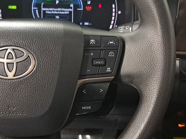 Used 2025 Toyota Camry LE FWD image 24