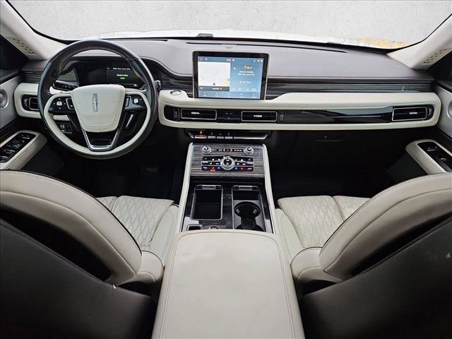 Used 2020 Lincoln Aviator Black Label Grand Touring w/ Class IV Trailer Tow Package AWD/4WD image 19