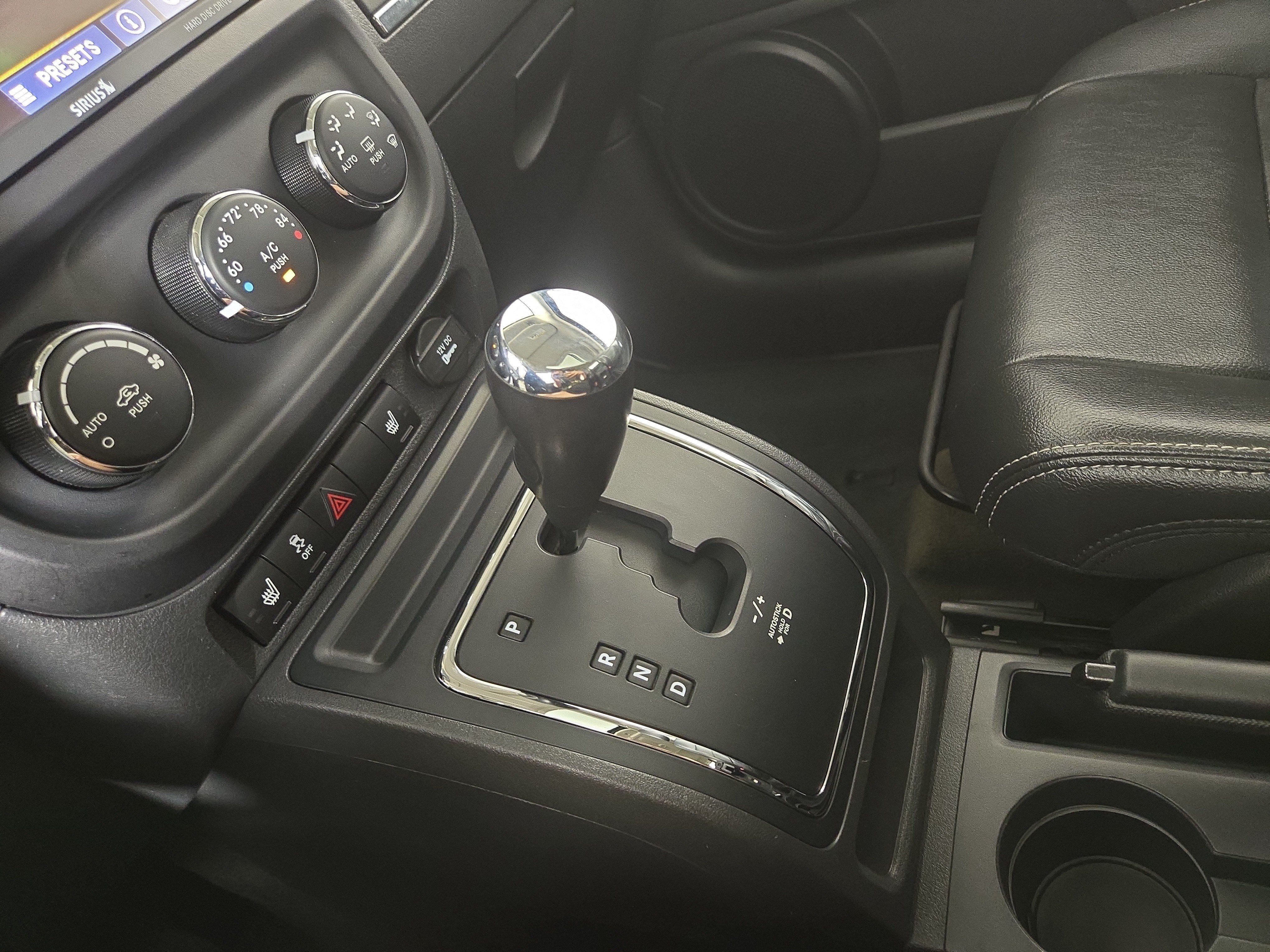 Used 2017 Jeep Patriot High Altitude AWD/4WD image 23