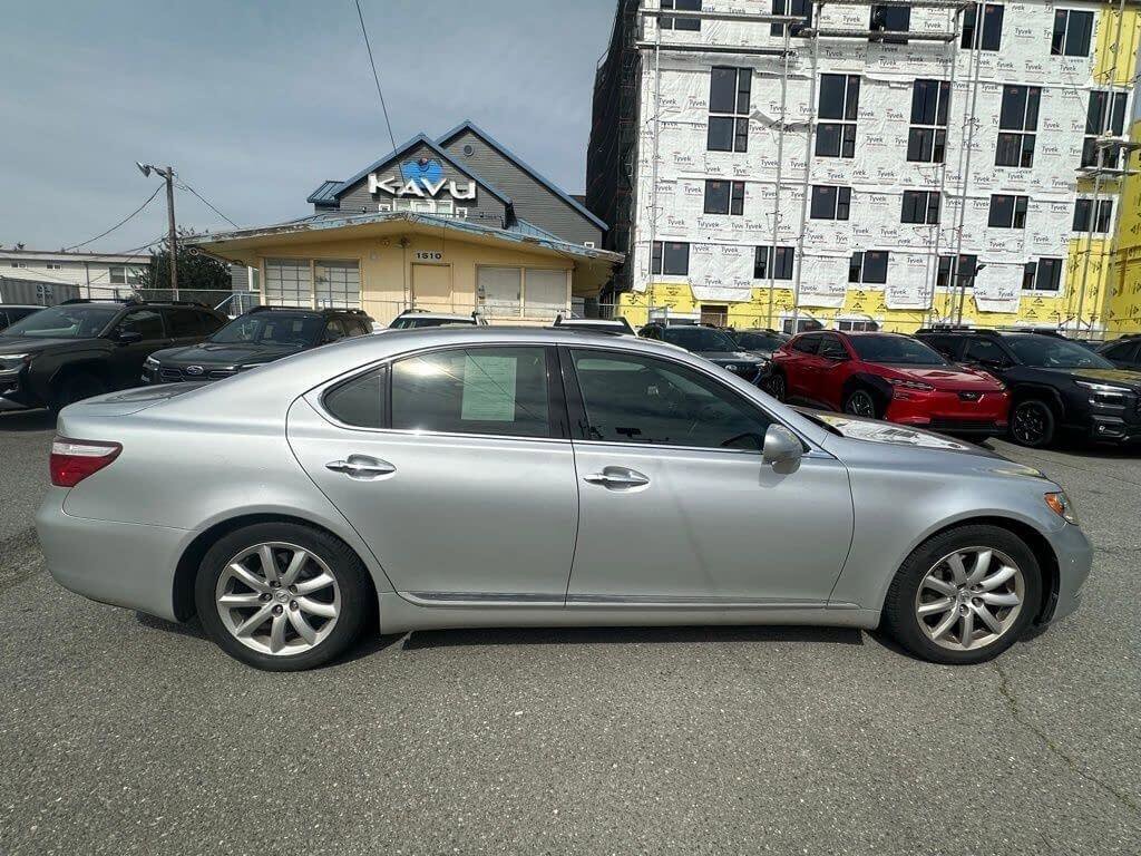 Used 2008 Lexus LS 460 image 8