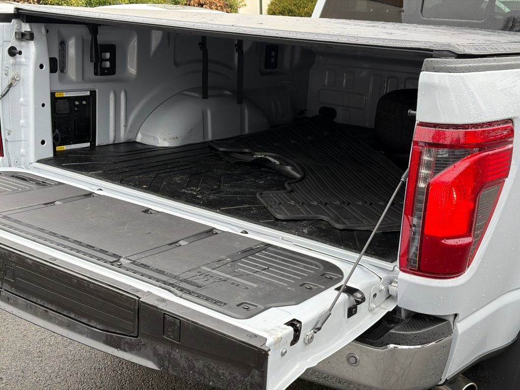 Used 2025 Ford F150 XLT w/ Equipment Group 303A High image 9