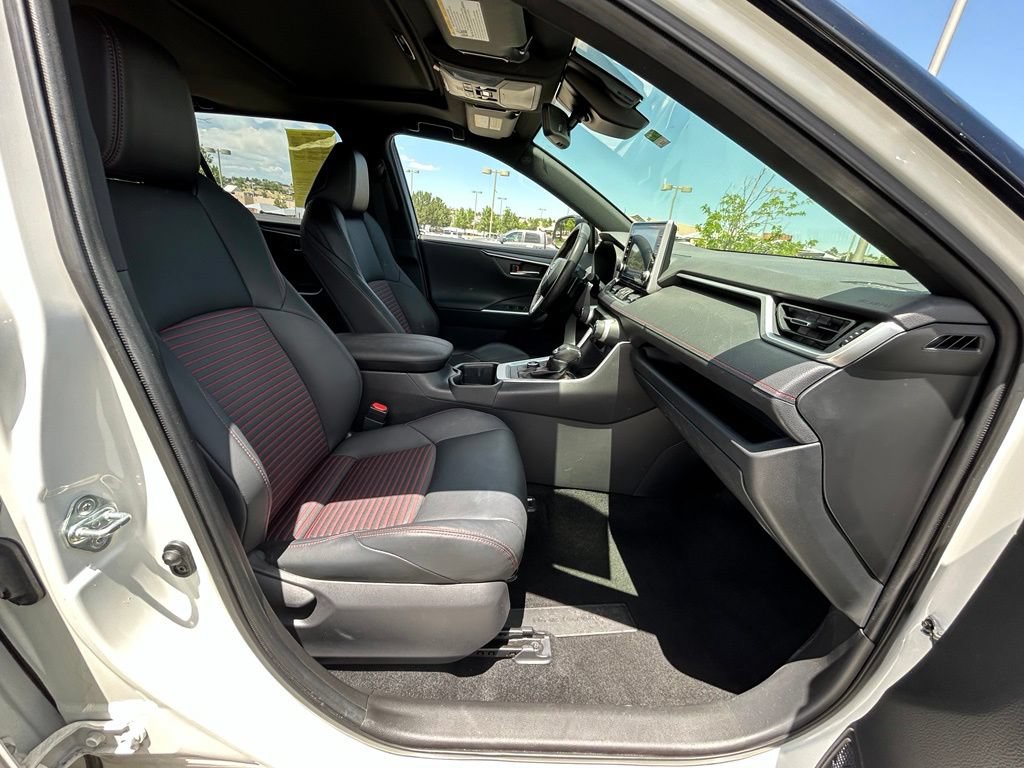 Used 2022 Toyota RAV4 XSE AWD/4WD image 31