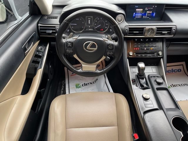 Used 2018 Lexus IS 300 AWD image 5