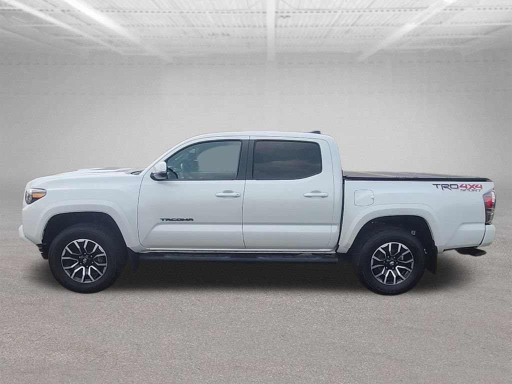 Used 2023 Toyota Tacoma TRD Sport w/ Black Out Package (TMS) AWD/4WD image 18
