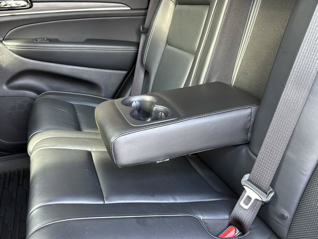 Used 2021 Jeep Grand Cherokee Limited w/ Quick Order Package 28K 80th AWD/4WD image 27