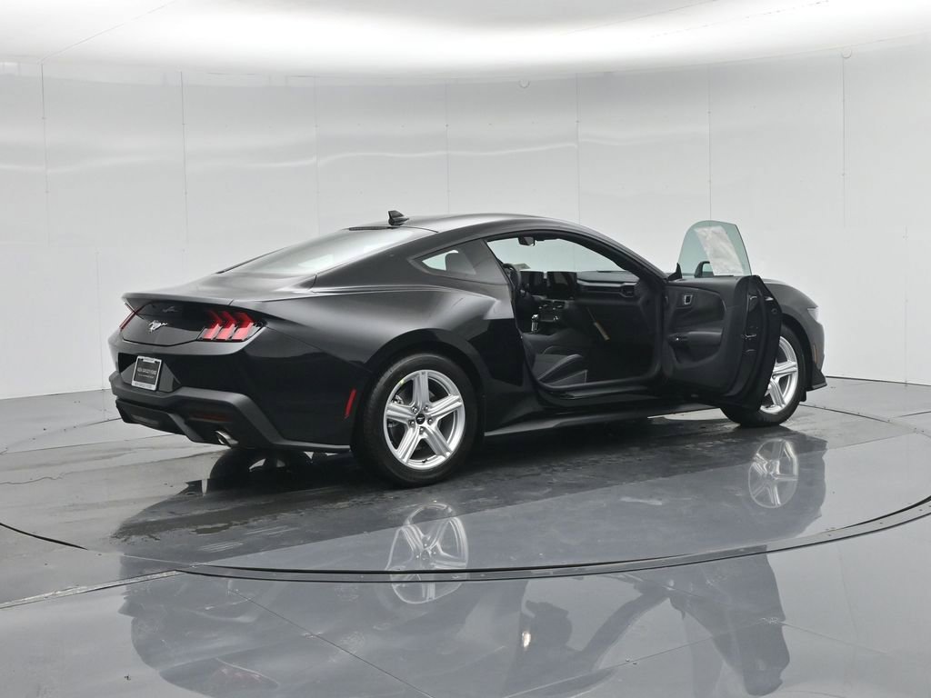 New 2026 Ford Mustang Coupe image 5