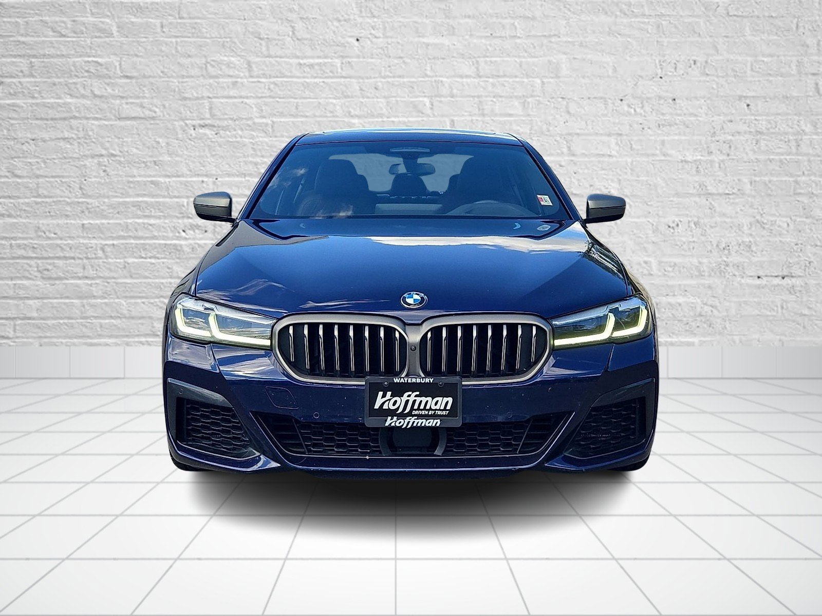 Used 2021 BMW M550i xDrive w/ Dynamic Handling Package AWD/4WD image 2