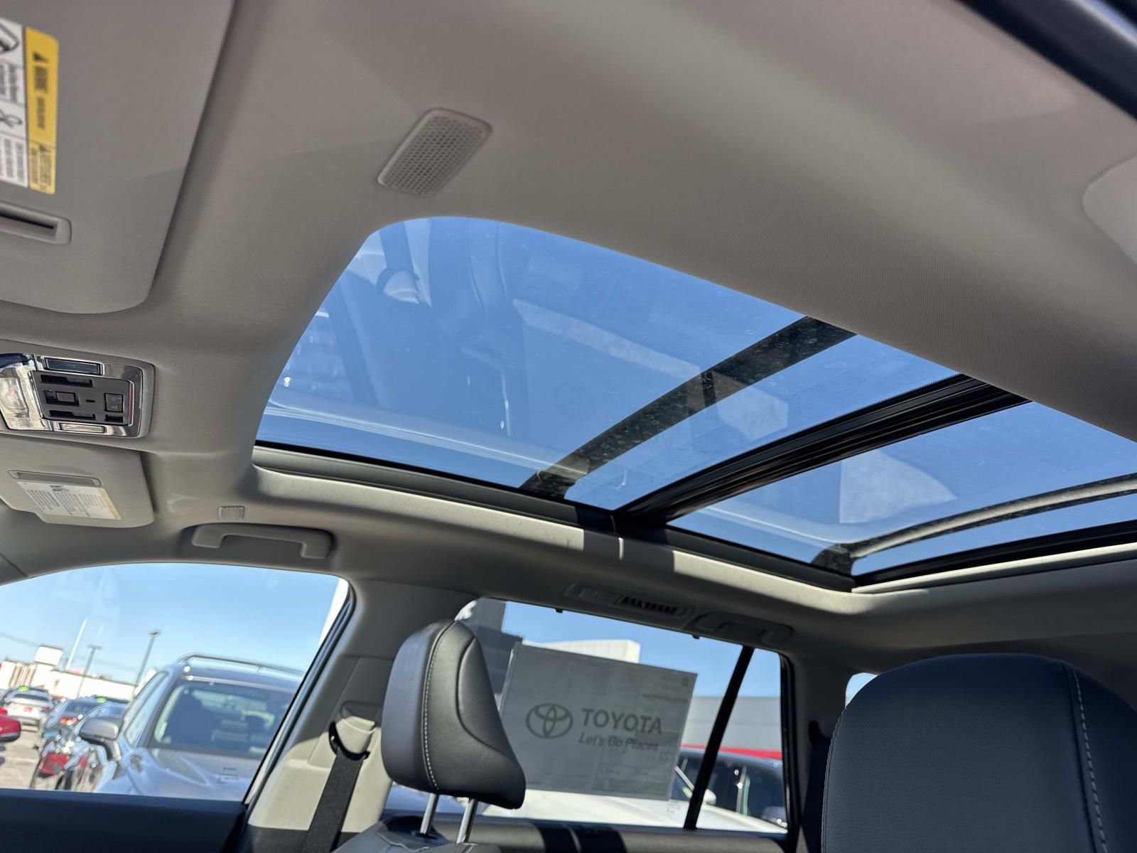 New 2026 Toyota Grand Highlander Limited image 12