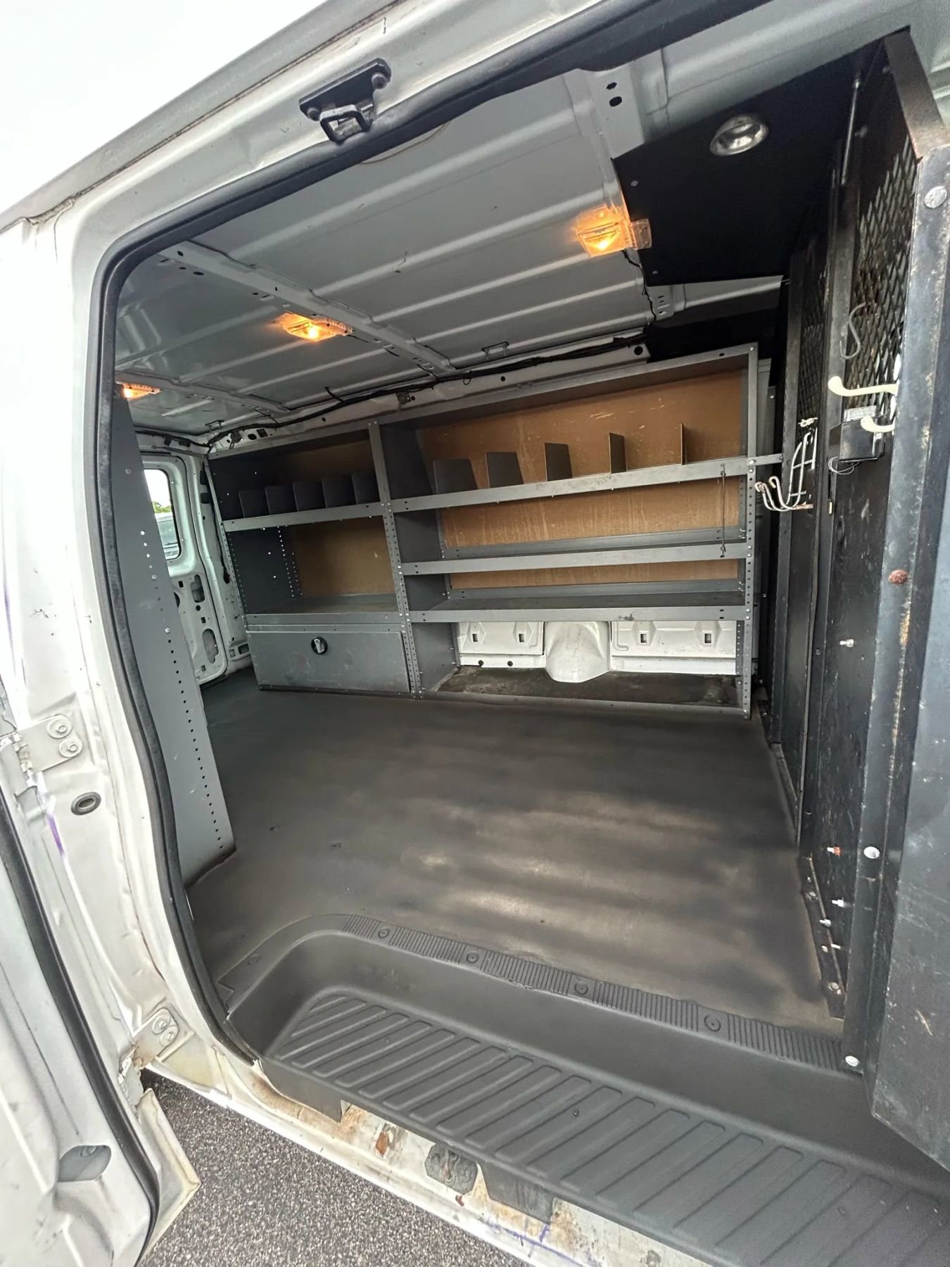 Used 2012 Ford E-150 and Econoline 150 image 18