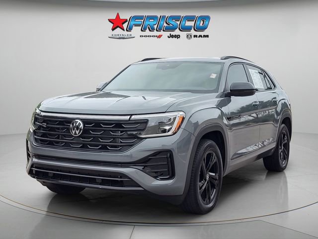 Used 2025 Volkswagen Atlas Cross Sport SEL R-Line AWD/4WD image 3