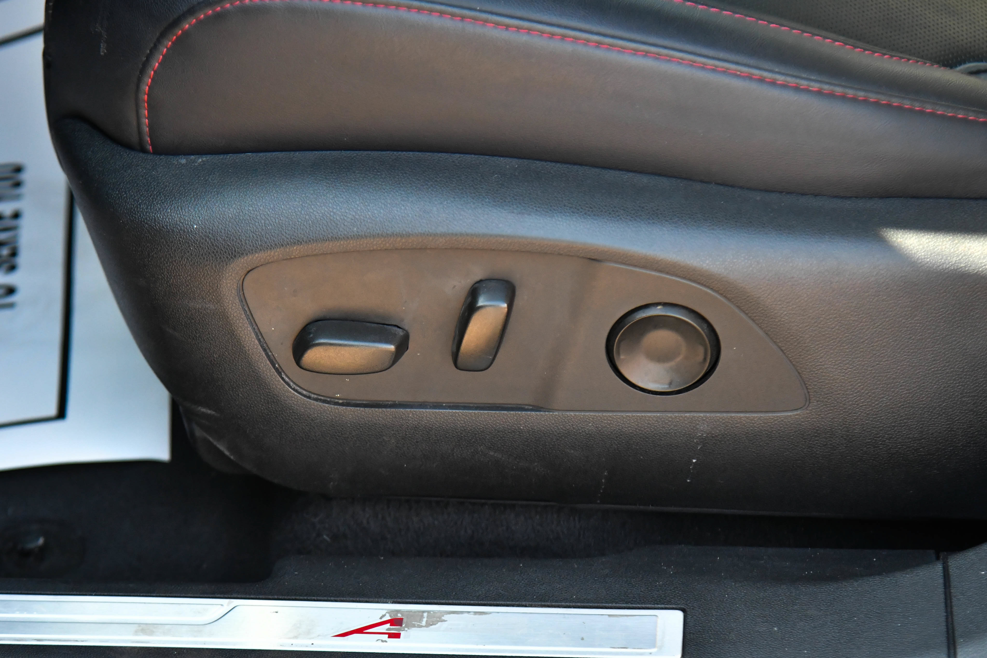 Used 2024 Acura ZDX A-Spec AWD/4WD image 17