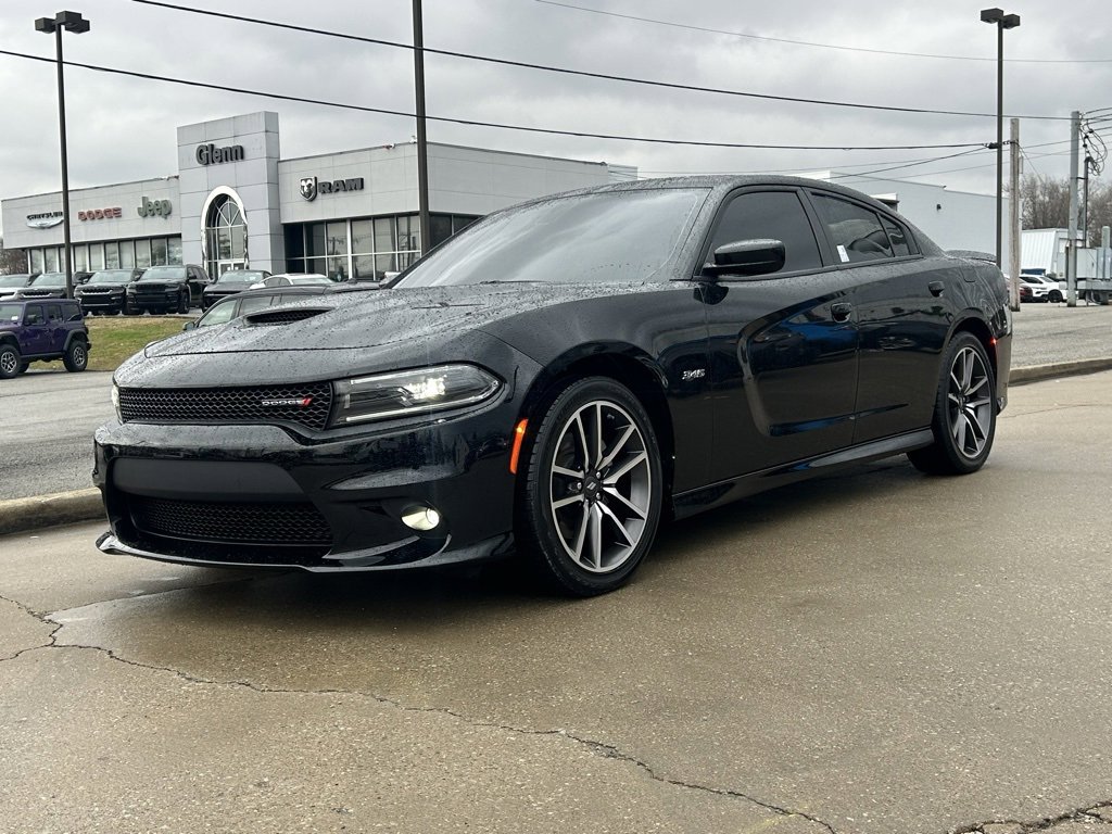 Used 2023 Dodge Charger R/T w/ Plus Group image 2