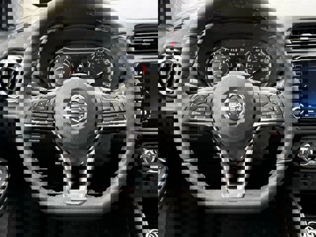 New 2025 Nissan Versa SR w/ Trunk Package image 19