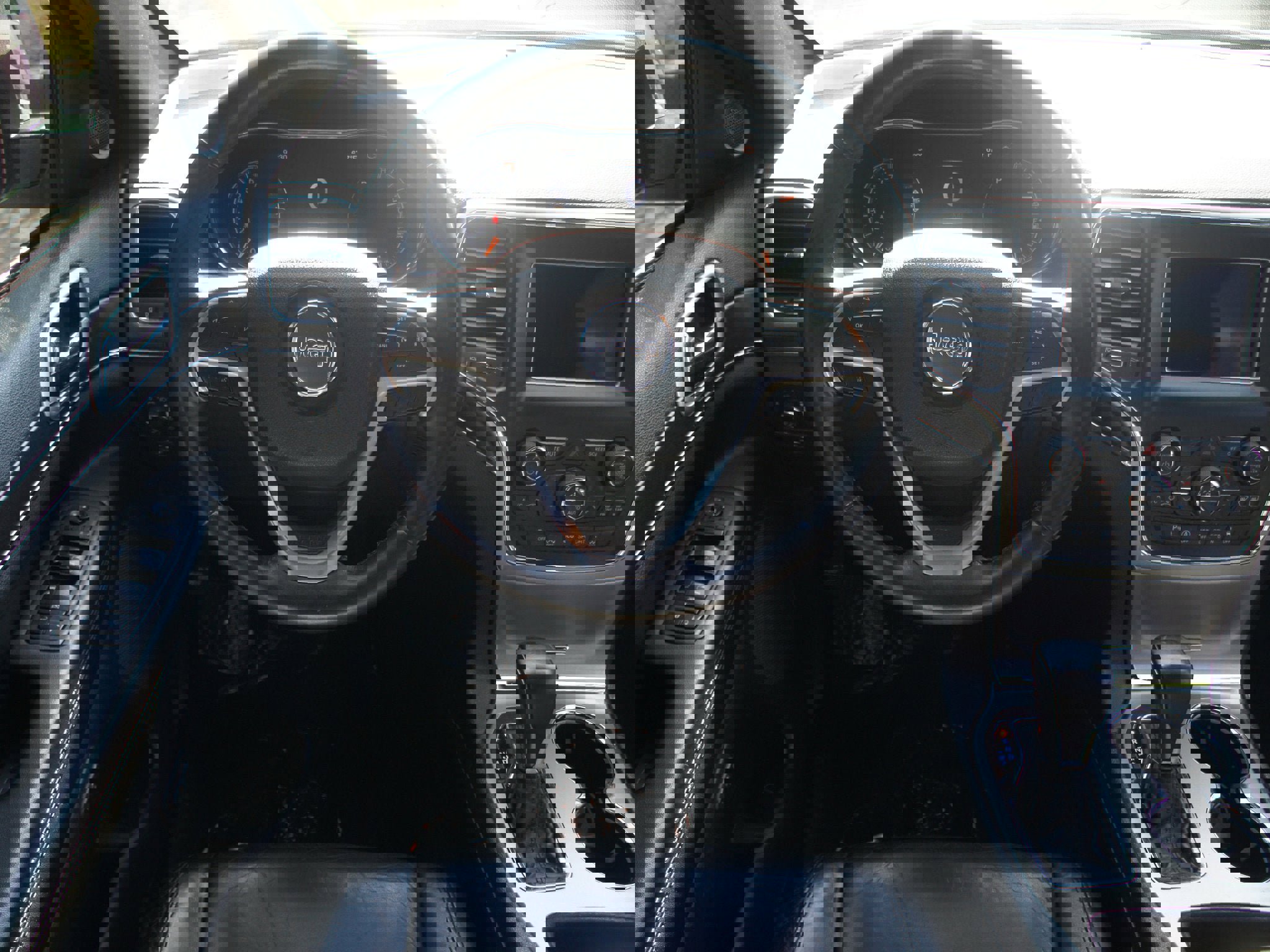 Used 2018 Jeep Grand Cherokee Limited image 5