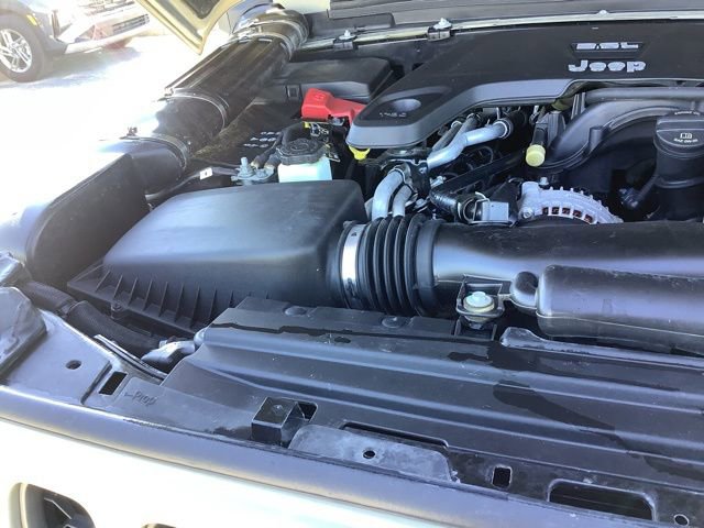 Used 2020 Jeep Gladiator Rubicon image 14