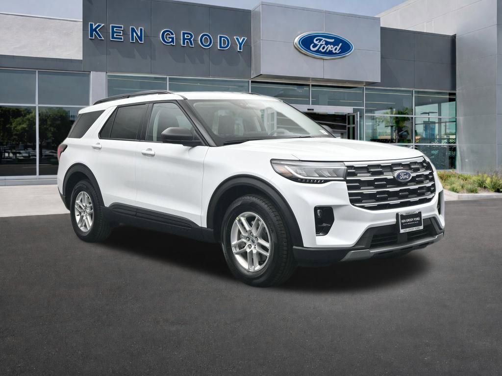 New 2026 Ford Explorer Active RWD image 1