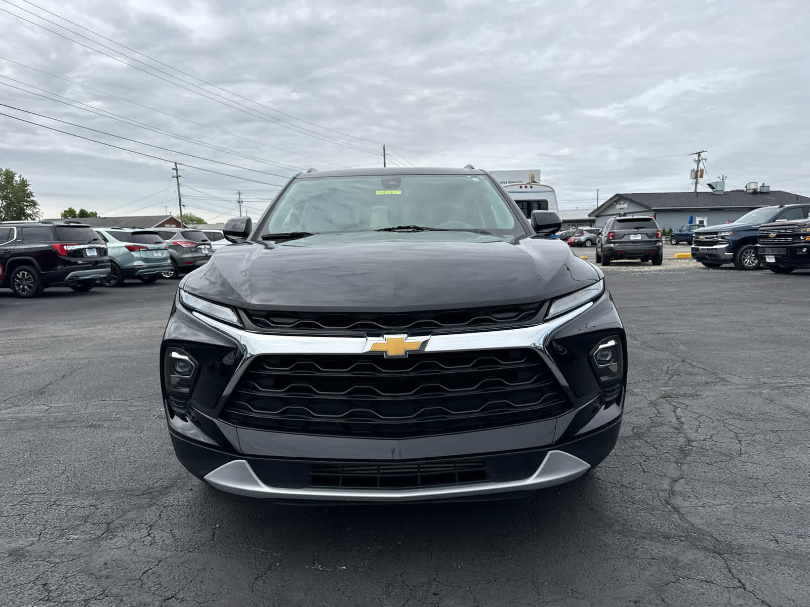 Certified 2025 Chevrolet Blazer LT w/ Convenience Package FWD image 8