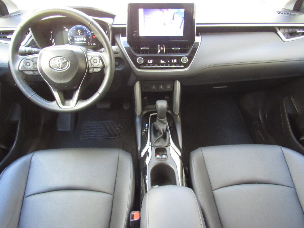 Used 2025 Toyota Corolla Cross XLE w/ Convenience Package AWD/4WD image 28