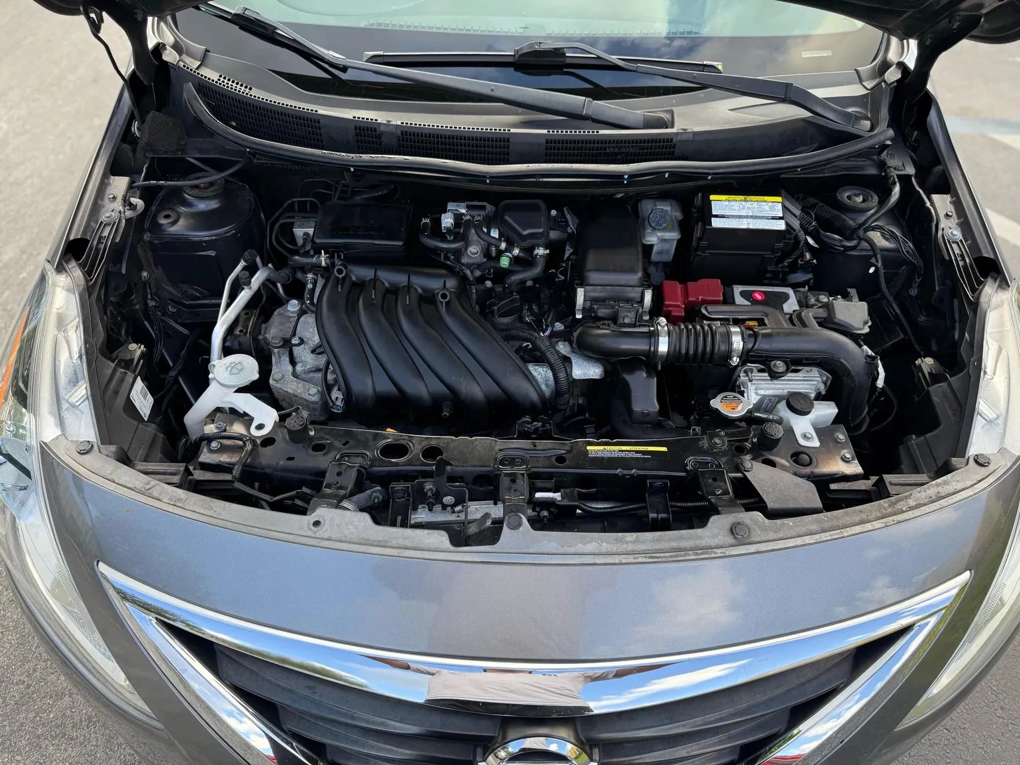 Used 2018 Nissan Versa SV FWD image 29