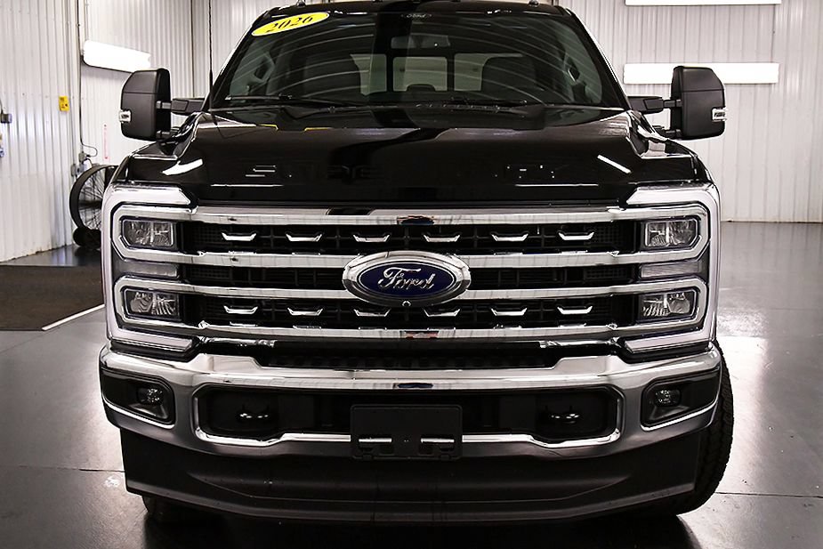 New 2026 Ford F350 XLT w/ XLT Premium Package AWD/4WD image 2