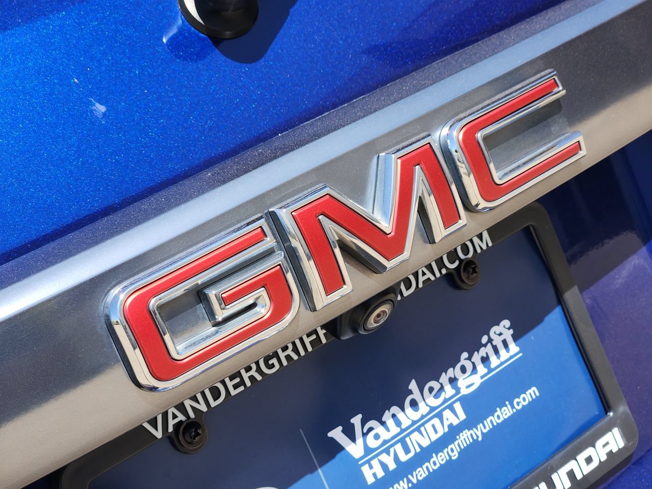 Used 2023 GMC Acadia AT4 AWD/4WD image 8