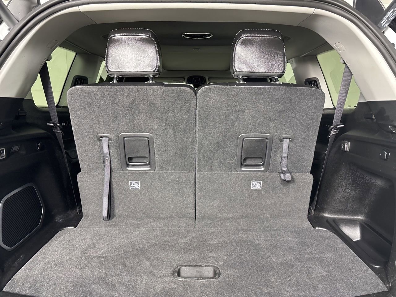 Used 2022 Jeep Grand Cherokee L Limited image 27