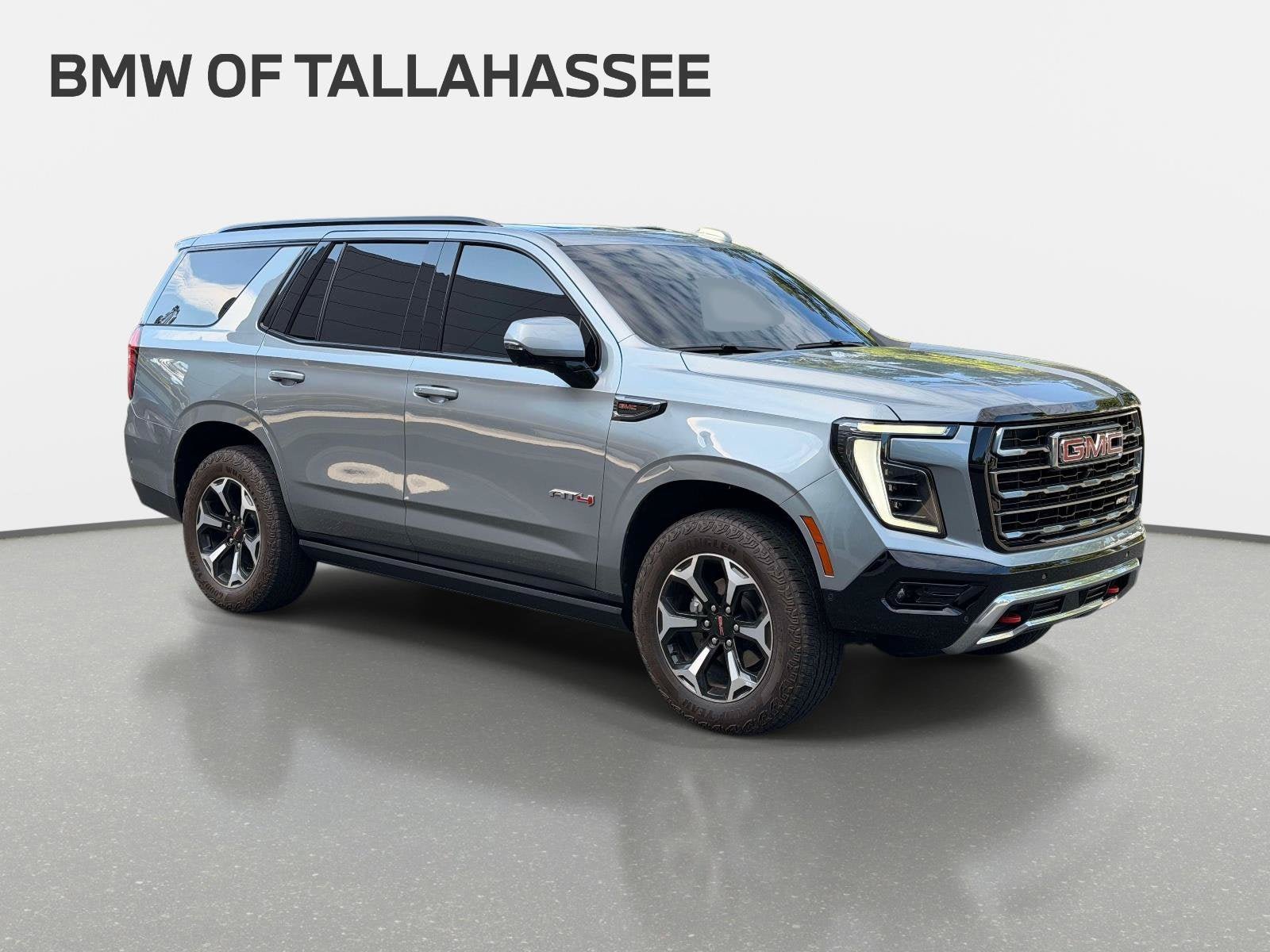 Used 2025 GMC Yukon AT4 w/ AT4 Premium Plus Package AWD/4WD image 4