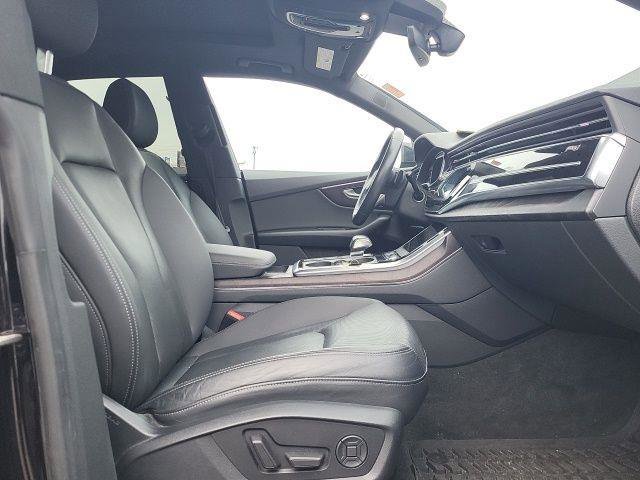 Used 2019 Audi Q8 Premium Plus w/ Premium Plus image 12
