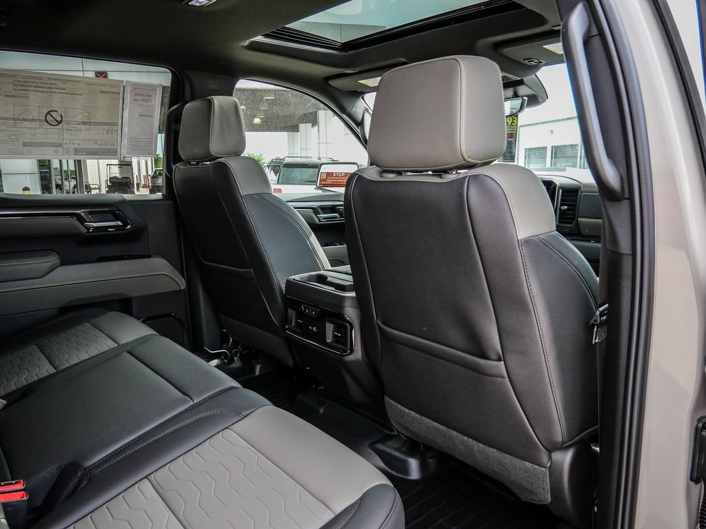 New 2026 Chevrolet Silverado 1500 ZR2 w/ Dark Appearance Package AWD/4WD image 57
