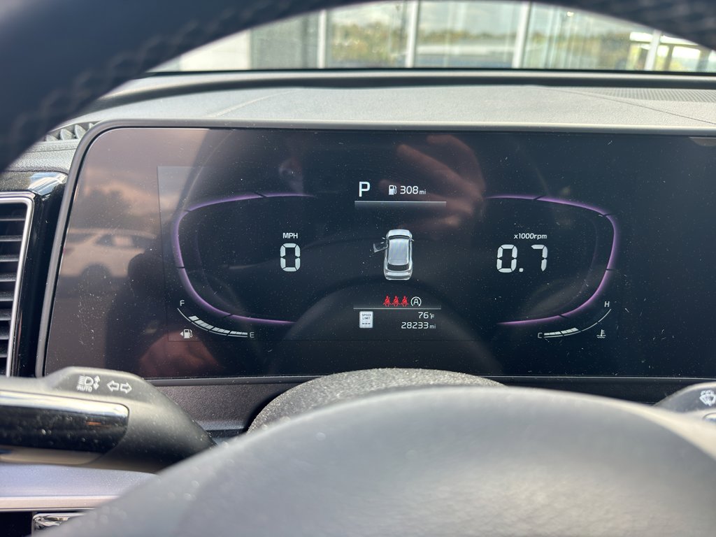 Used 2023 Kia Sportage EX image 10