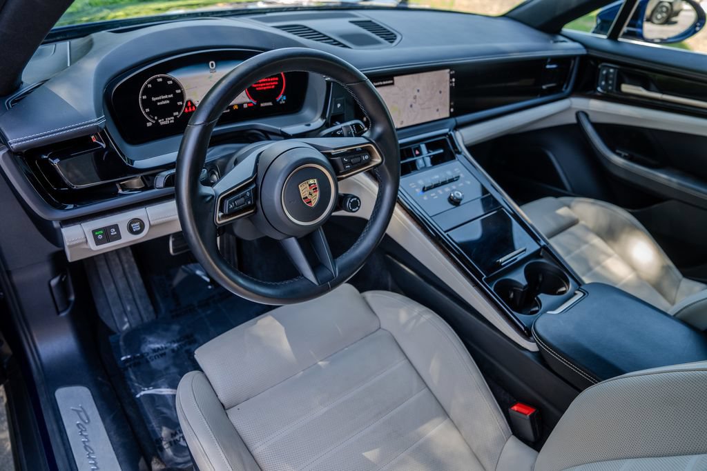 Used 2024 Porsche Panamera 4 AWD/4WD image 4